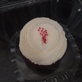 Brooklyn Baking - Classic but delicious red velvet cupcake - Donuts Near Me - Waterbury, Connecticut Brooklyn Baking - Classic but delicious red velvet cupcake - Donuts Near Me - Waterbury, Connecticut