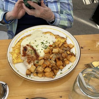 Bistrology - Omelet Chicken French - Breakfast & Brunch Near Me - Miramar Beach, Florida