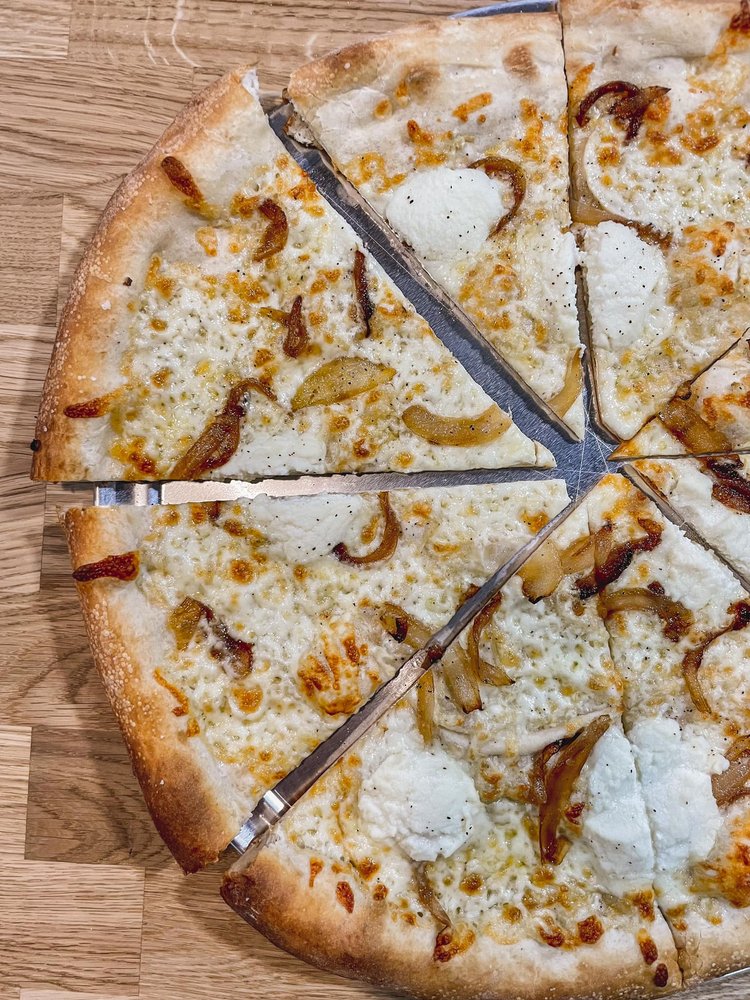 JASPER PIZZA COMPANY Updated April 2024 11 Reviews 207 N Stone St