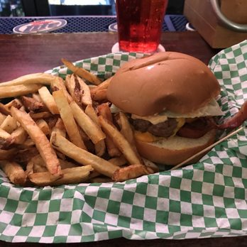 Casper's and Runyon's Nook - Dive Bars Near Me - Saint Paul, Minnesota Casper's and Runyon's Nook - Dive Bars Near Me - Saint Paul, Minnesota