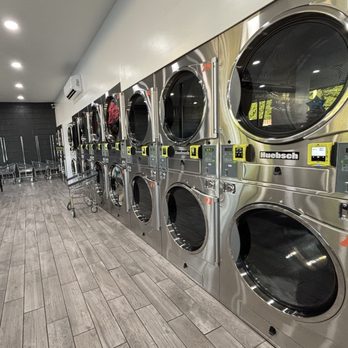 Magna Laundromat - Dryers - Laundromat Near Me - Magna, Utah Magna Laundromat - Dryers - Laundromat Near Me - Magna, Utah