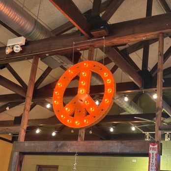 Fuddruckers - Burgers Near Me - Sevierville, Tennessee