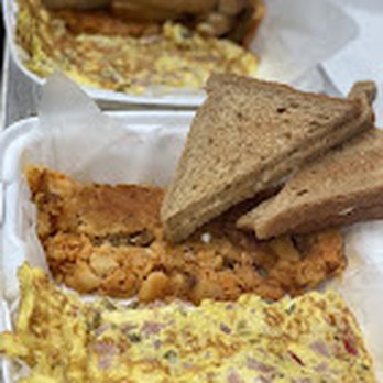 Big Rays - a breakfast of eggs, toast, and toast - Burgers Near Me - Florence, New Jersey Big Rays - a breakfast of eggs, toast, and toast - Burgers Near Me - Florence, New Jersey