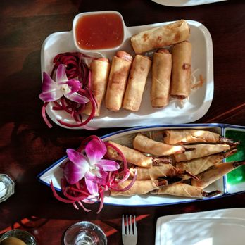 N Thai Palace - Spring rolls and pepper shrimp appetizers! Pretty to look at. Decent to bite into. - Thai Near Me - Old Bridge, New Jersey N Thai Palace - Spring rolls and pepper shrimp appetizers! Pretty to look at. Decent to bite into. - Thai Near Me - Old Bridge, New Jersey