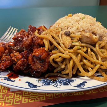 Hong Kong Inn - a plate of chinese food - Chinese Near Me - Placerville, California Hong Kong Inn - a plate of chinese food - Chinese Near Me - Placerville, California