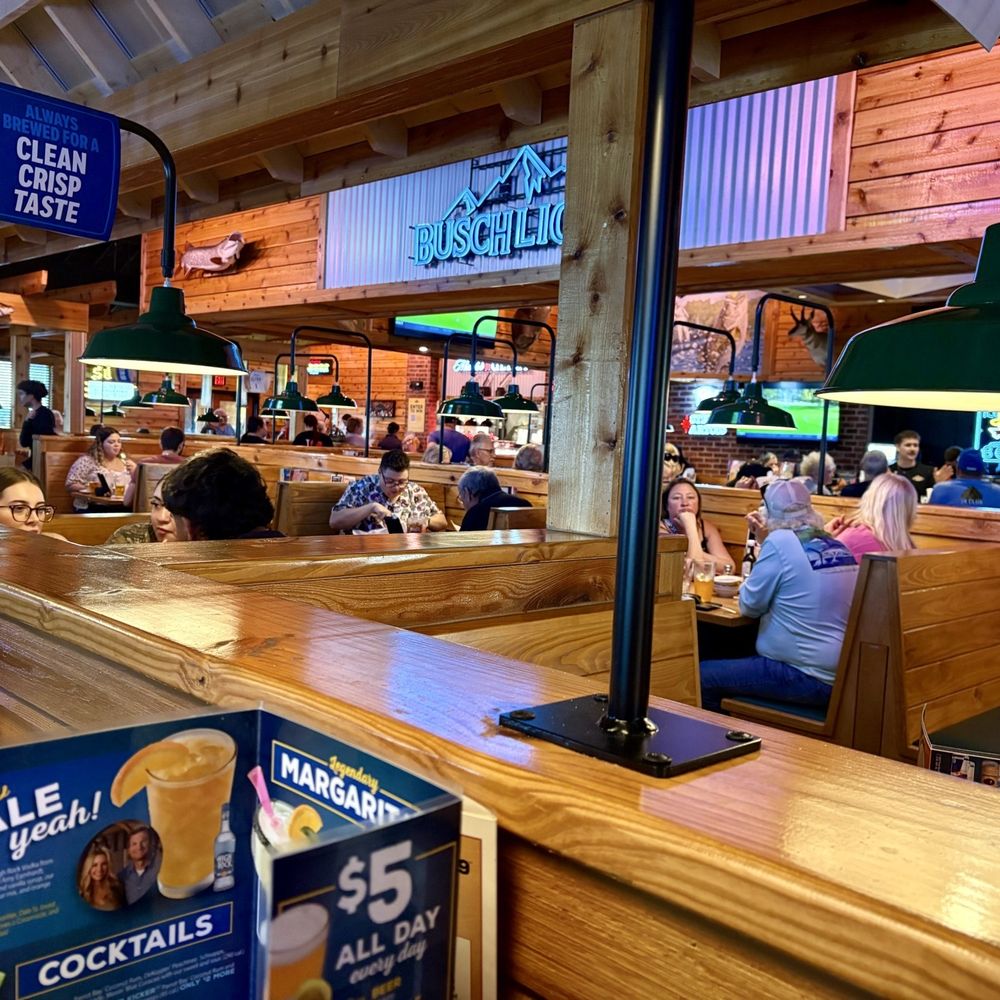 Texas Roadhouse - Steakhouses Near Me - Mount Dora, Florida