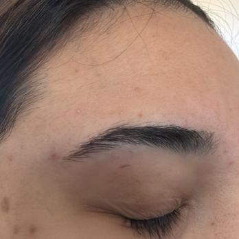 Brow Addicts By Elle - cut below eyebrow - Eyebrow Services Near Me - Campbell, California