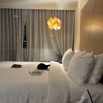 Novotel Miami Brickell - Room - Hotels Near Me - Miami, Florida Novotel Miami Brickell - Room - Hotels Near Me - Miami, Florida