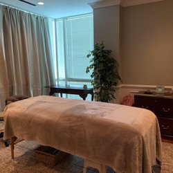 Massage Associates - One of our relaxing treatment rooms.