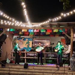 Casa De Reyes