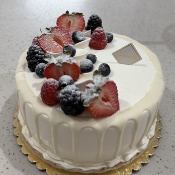 Bakery 101 - 6 inch tres leches cake - Bakeries Near Me - Santa Ana, California