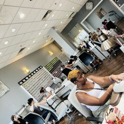 VT Nails & Spa