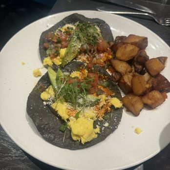 Pearl & Vine - Huevos rancheros - New American Near Me - Katy, Texas Pearl & Vine - Huevos rancheros - New American Near Me - Katy, Texas