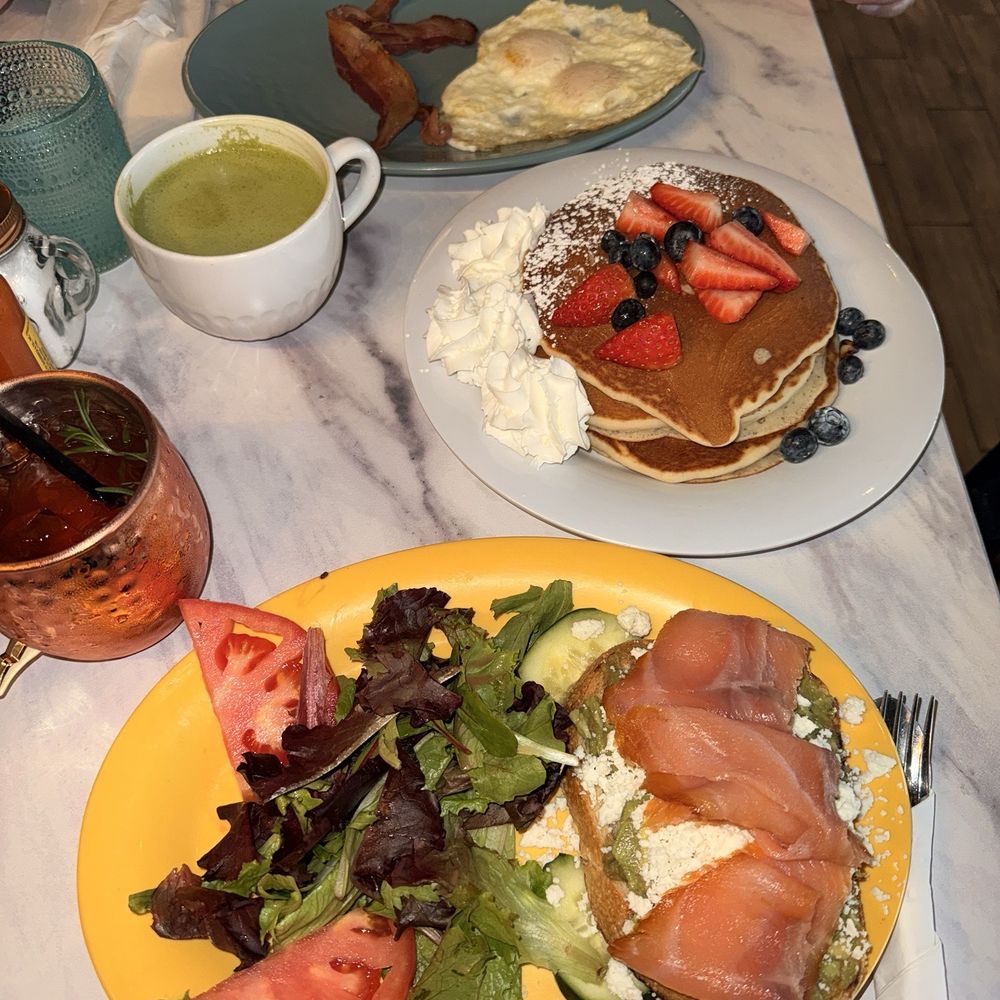 Haven Haus Cafe - Avocado Toast with Salmon - Breakfast & Brunch Near Me - Temecula, California Haven Haus Cafe - Avocado Toast with Salmon - Breakfast & Brunch Near Me - Temecula, California