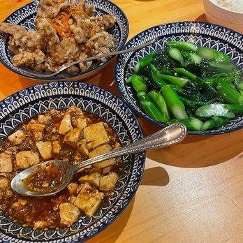 Soya Mandarin Kitchen - Chinese Near Me - Toronto, Ontario Soya Mandarin Kitchen - Chinese Near Me - Toronto, Ontario