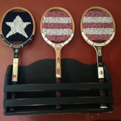 Primitive Gatherings - Lockerhooking in vintage tennis rackets
