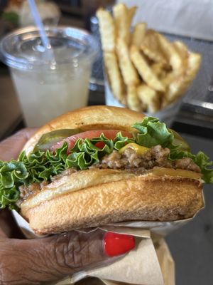 UNiQ Burger by null