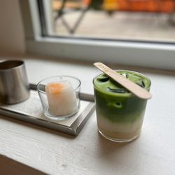 Orangecicle and  mango sticky rice