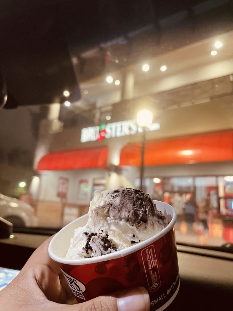 BRUSTER’S REAL ICE CREAM Updated September 2024 404 Photos & 220 Reviews 10570 Foothill