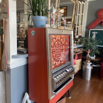 The Garage On 25 - Jewelry Near Me - Fletcher, North Carolina The Garage On 25 - Jewelry Near Me - Fletcher, North Carolina