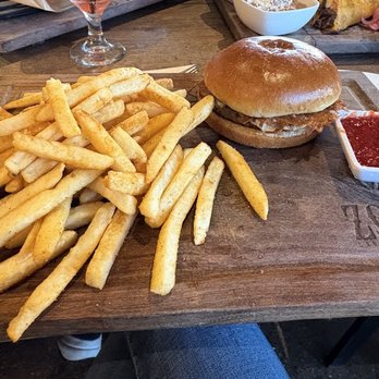 Zona Cantina + Cocina - Kids cheeseburger and Fries - Mexican Near Me - Mesa, Arizona