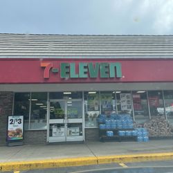 7-Eleven - Storefront
