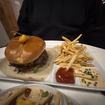 Luna - Cheese Burger and fries. - Tacos Near Me - Bakersfield, California Luna - Cheese Burger and fries. - Tacos Near Me - Bakersfield, California