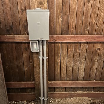 Solir Electric - Breaker panel and outdoor switch for hot tub - Electricians Near Me - Sacramento, California