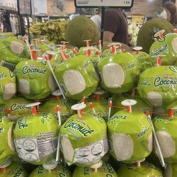 H Mart - Irvine - Fresh coconut, ready to drink - Grocery Near Me - Irvine, California