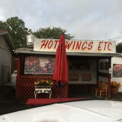 Hot Wings Etc - Front building