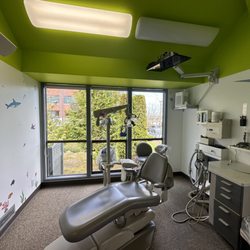 Alderwood Children's Dentistry - Treatment room.