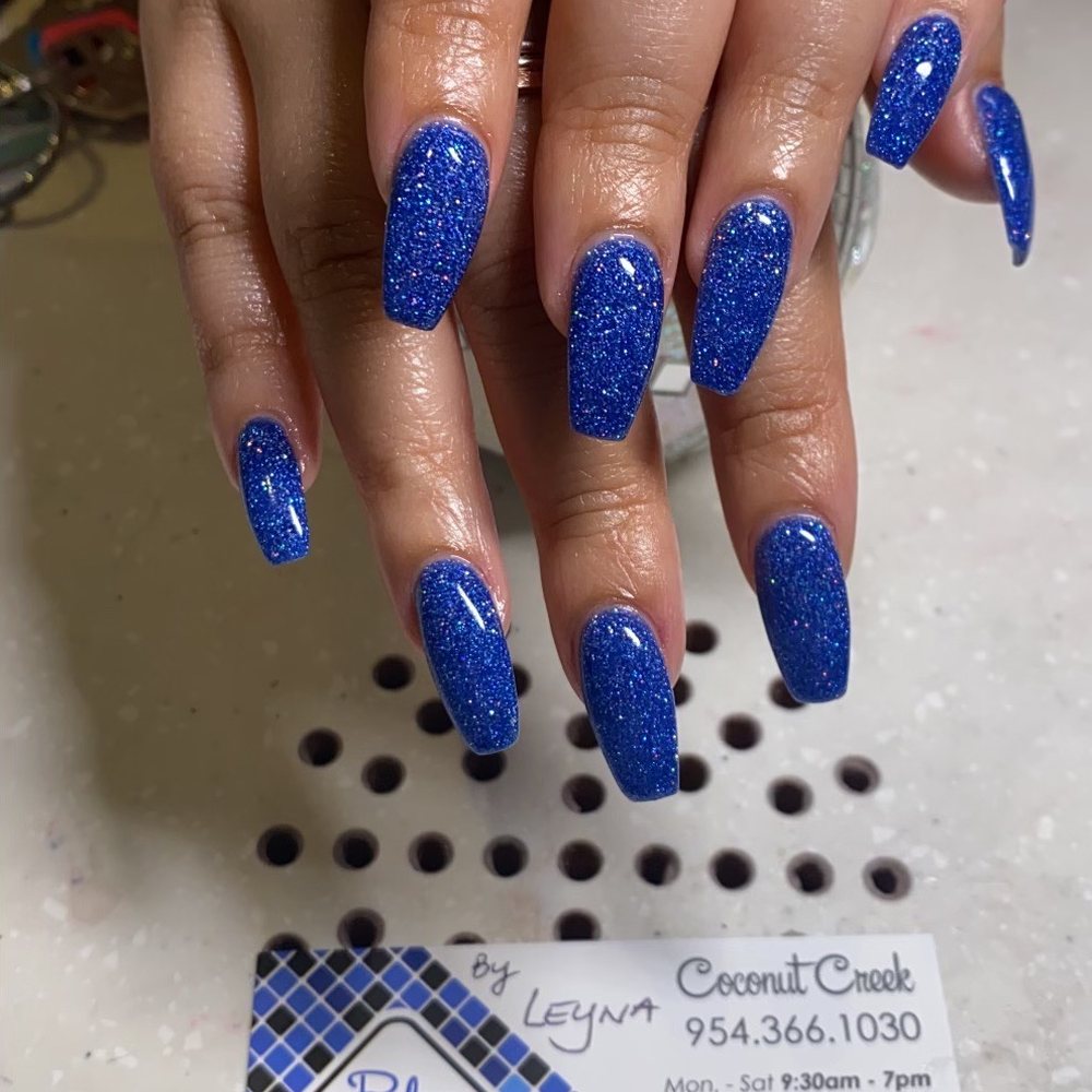 Glitter nails by Leyna! Glitter nails by Leyna!