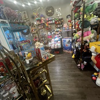 Pop Vintage - Used, Vintage & Consignment Near Me - Greensboro, North Carolina Pop Vintage - Used, Vintage & Consignment Near Me - Greensboro, North Carolina