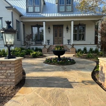 Thrive Landscape And Design - Fayetteville Garden District Charmer - Landscape Architects or Designers Near Me - Austin, Texas