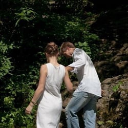 Doling Park and Family Center - Wedding in the park