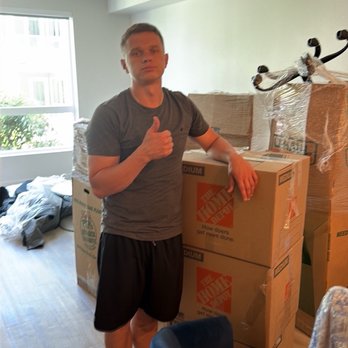 Ian's Movers - Movers Near Me - Studio City, California Ian's Movers - Movers Near Me - Studio City, California