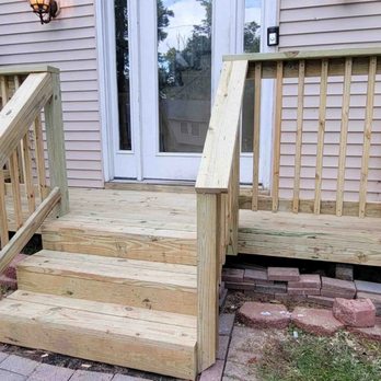 Handy Paul - the steps leading up to the front door - Handyman Near Me - East Stroudsburg, Pennsylvania Handy Paul - the steps leading up to the front door - Handyman Near Me - East Stroudsburg, Pennsylvania