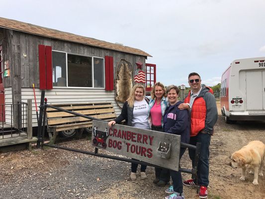 Cranberry Bog Tours by null