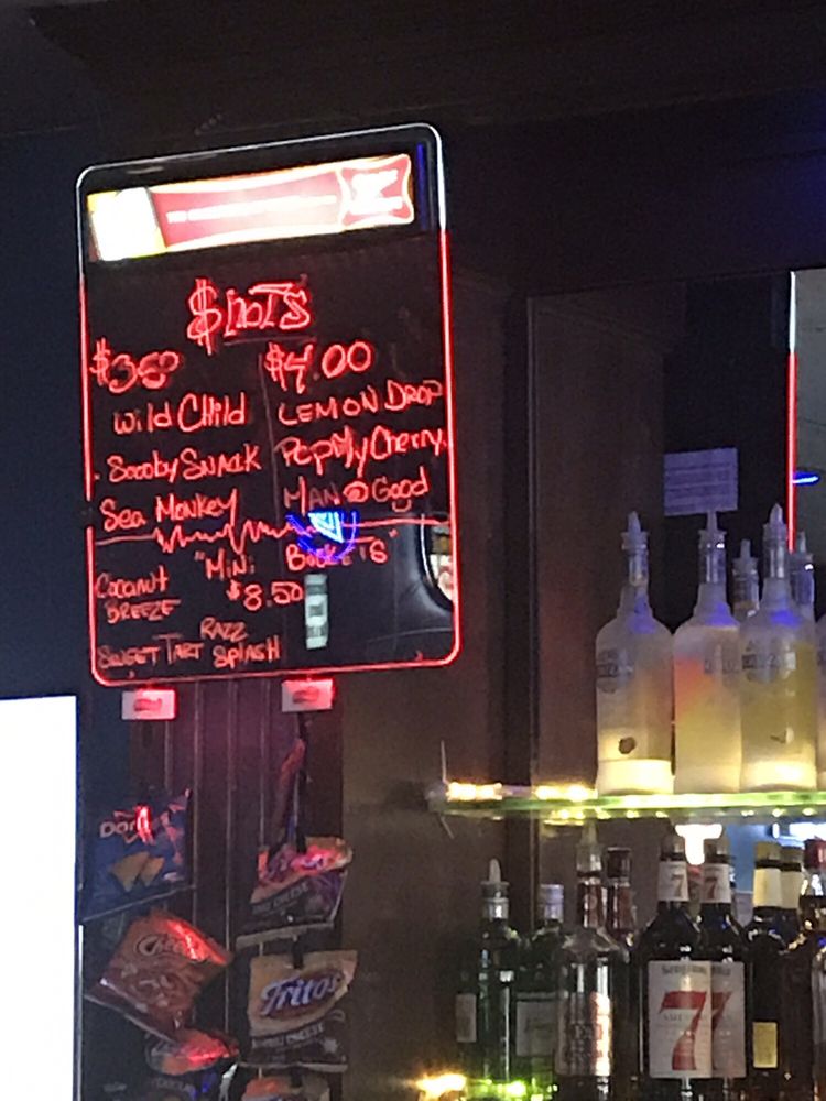 SPECTATORS SPORTS BAR & GRILL 34 Photos & 10 Reviews 5530 New Cut