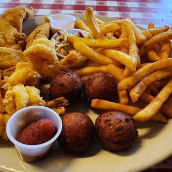 Shrimp & Co. Restaurant - Seafood Near Me - Tampa, Florida Shrimp & Co. Restaurant - Seafood Near Me - Tampa, Florida
