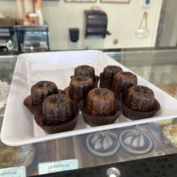La Bastille Bakery - Bakeries Near Me - Scarborough, Ontario