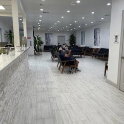 Clinica Hispana - Lobby