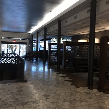 Hotel Vandivort - Hotels Near Me - Springfield, Missouri
