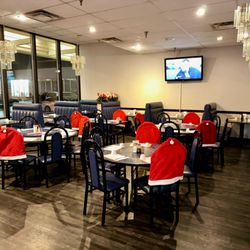 Golden Phoenix Chinese Restaurant - Inside