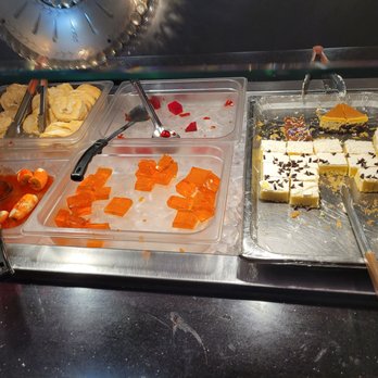 Friendly Chinese Buffet - a variety of food items - Chinese Near Me - Buffalo, New York