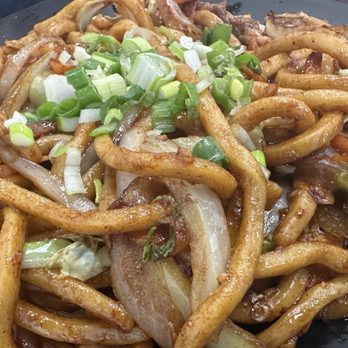 Dumpling U - D2. Shanghai Fried Noodles - Dim Sum Near Me - Stockton, California