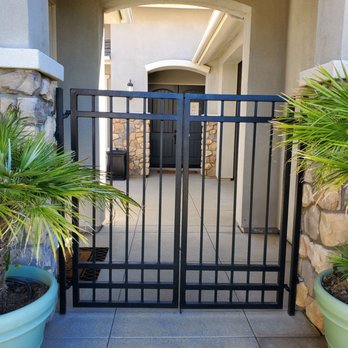 IH Fence Solutions - Fences & Gates Near Me IH Fence Solutions - Fences & Gates Near Me