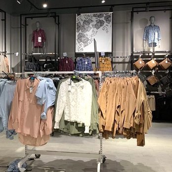 Primark - Women's Clothing Near Me - Burlington, Massachusetts