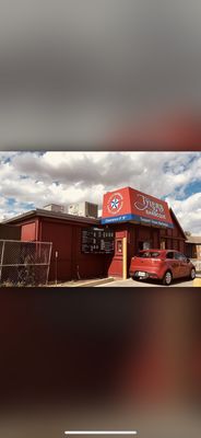Tyler's Barbeque by null