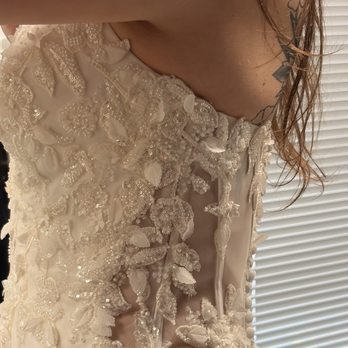 A Best Tailoring & Alterations - Sewing & Alterations Near Me - Renton, Washington